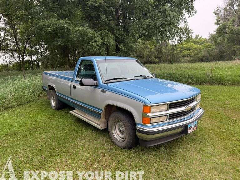 1996 Chevy Regular Cab 2WD Pickup