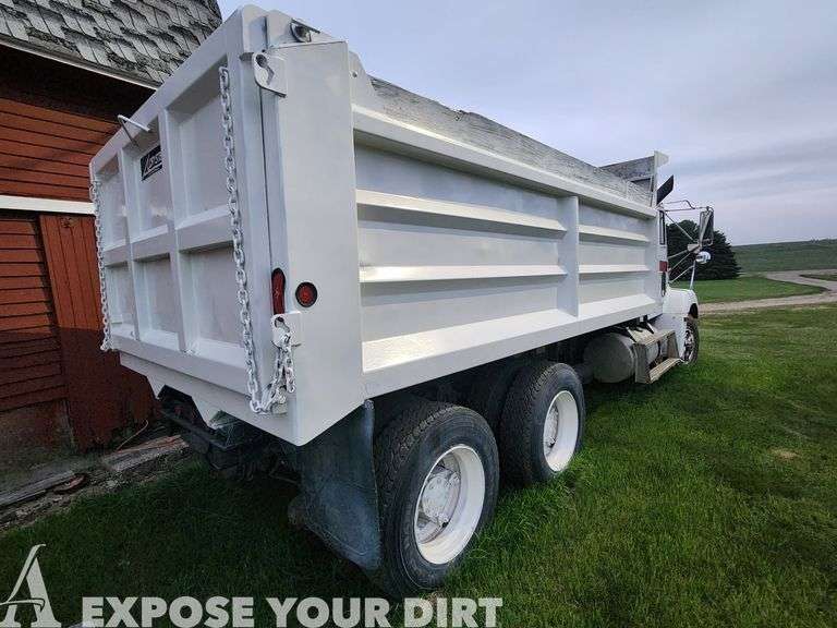 1991 Freightliner Cat Diesel Engine Dump Truck