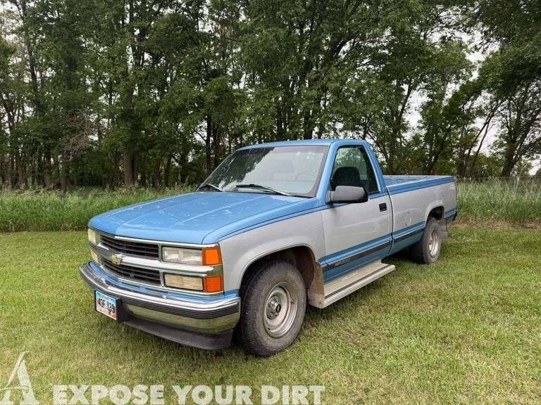 1996 Chevy Regular Cab 2WD Pickup