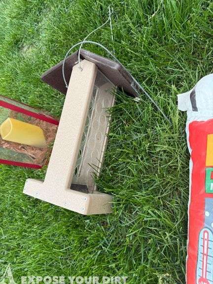 Ice Melt (new), Preen (partial), Composite Bird Feeder, Decor Lantern & Ice Scraper