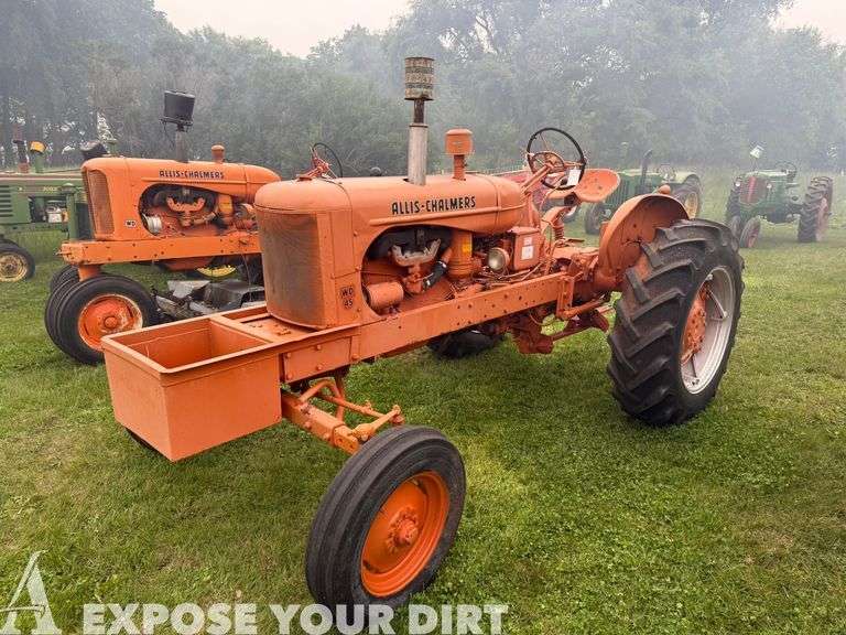 Allis Chalmers WD 45 with Front Box