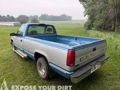1996 Chevy Regular Cab 2WD Pickup