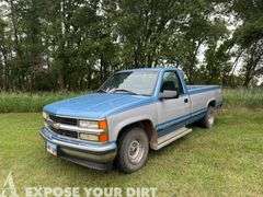 1996 Chevy Regular Cab 2WD Pickup