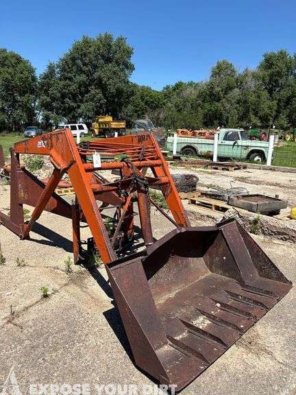 Dual Loader Attachment