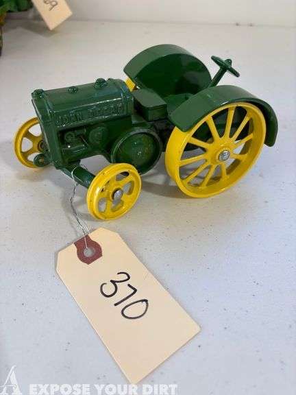 Model Tractor - John Deere Model D