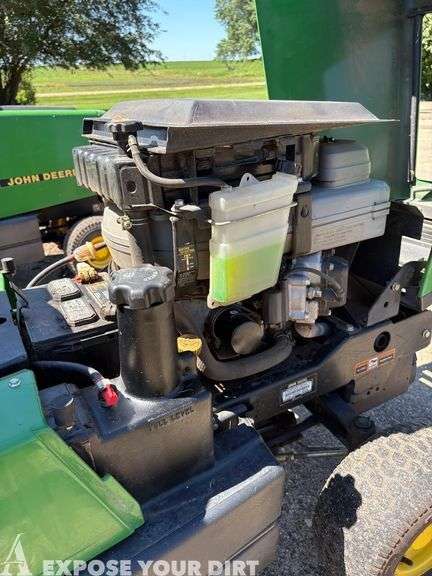 Mower - John Deere F725 w/ 54" Cutting Deck and 20 HP Engine