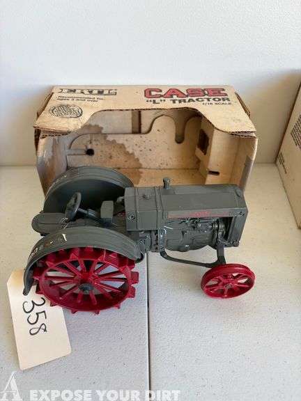 Model Tractor - Case Model L
