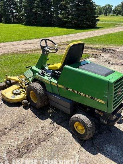 Mower - John Deere F725 w/ 54" Cutting Deck and 20 HP Engine