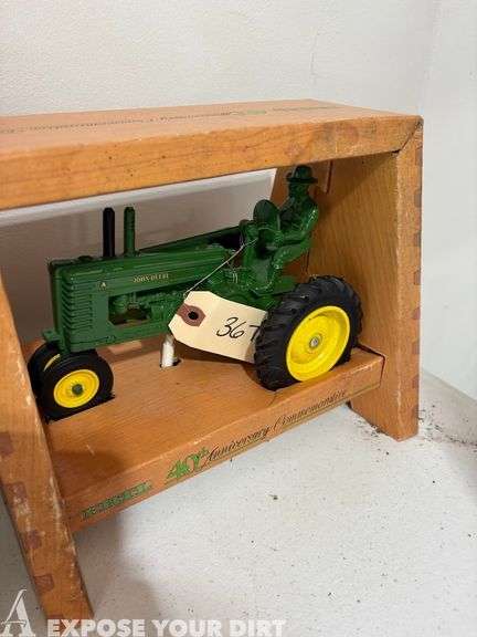 Model Tractor - John Deere Model A