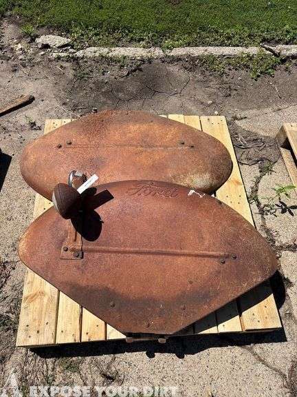 Ford Tractor Fenders