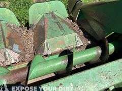 John Deere 444 4 Row Corn Head