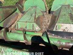 John Deere 444 4 Row Corn Head