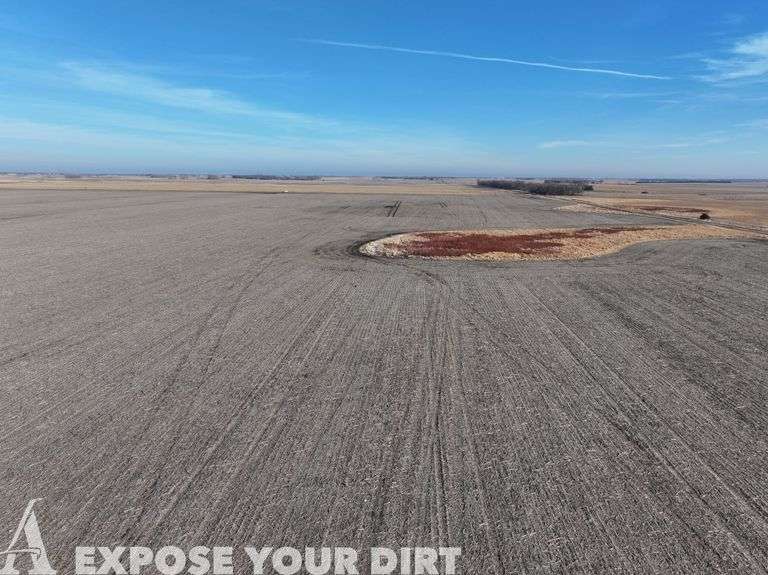 Tract 1: 160± Acres SE4 SEC 10