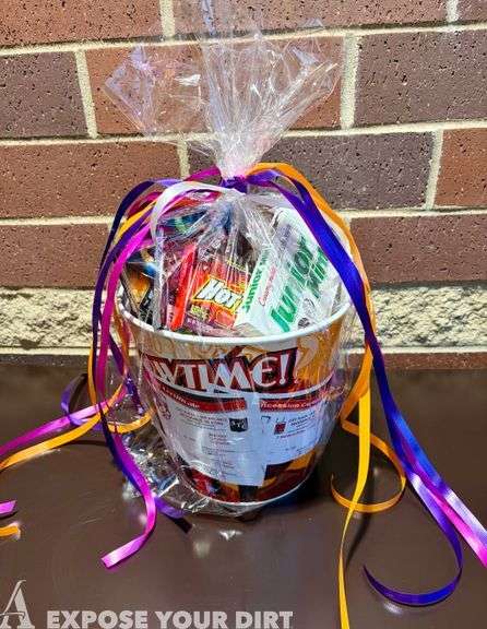 Big Screen & Binge Cinema 8 Theaters