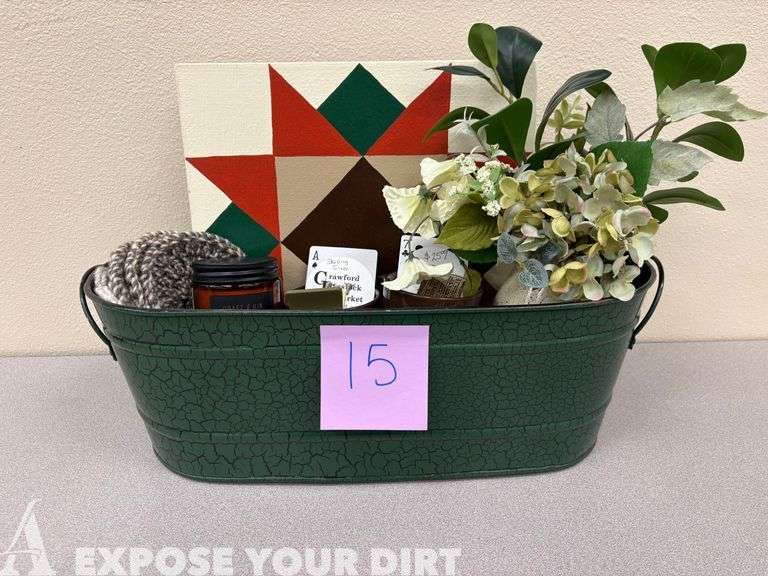 Sigma Alpha-Omega Farmhouse Basket