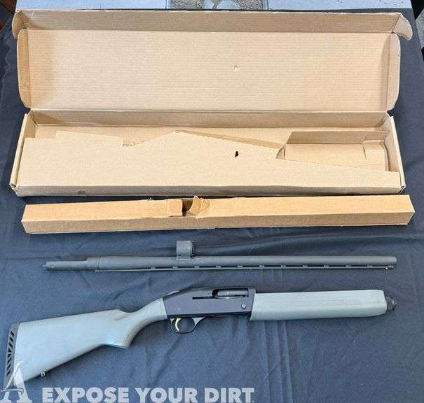 BRAND NEW Mossberg 9200 12ga Shotgun