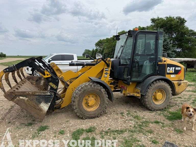 2019 Caterpillar Model 906M Compact Wheel Loader