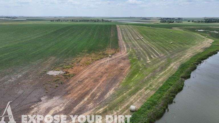 Tract 9: 160± Acres - SW4 SEC 11