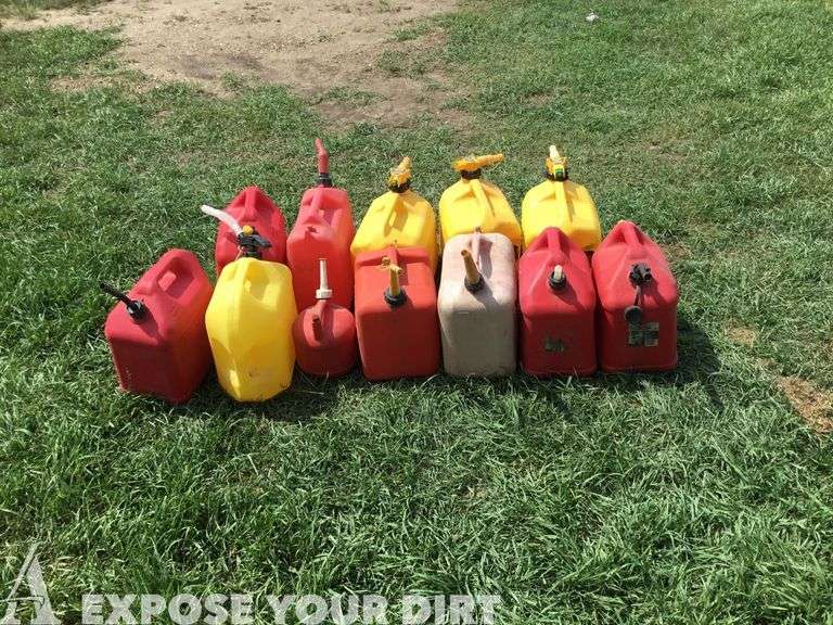 12 Gas Cans