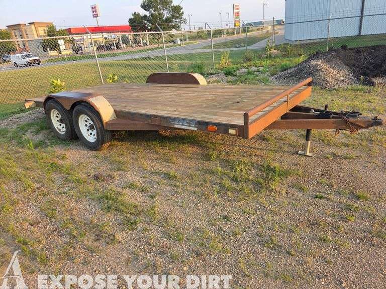 2001 Dell Rapids Custom Trailer 16' Flatbead Trailer
