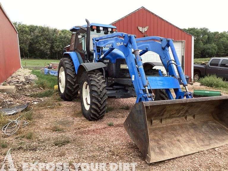 2002 New Holland TM135