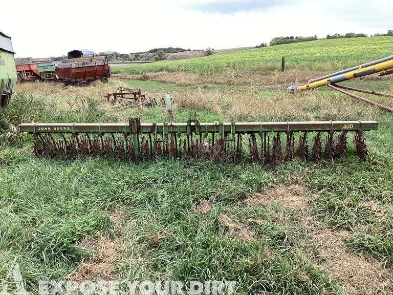 JD 400 Rotary Hoe