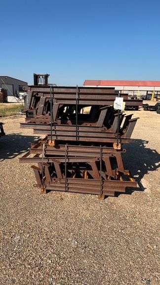 (48) 19" x 48" TRAILER RAMPS