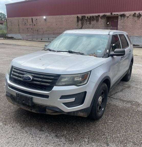 2017 Ford Explorer Police Interceptor - VIN: 1FM5K8AR4HGB16022