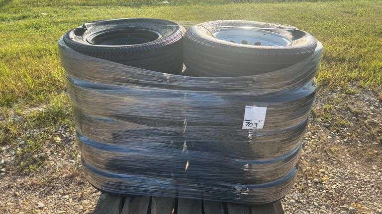 (10) TANDEM DUAL TIRES & WHEELS