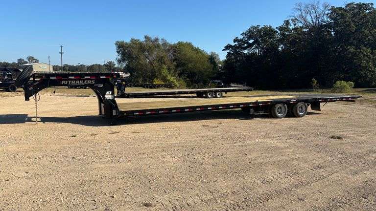 2025 PJ LY402 GOOSENECK TRAILER - VIN: 4P53H4928S1415166