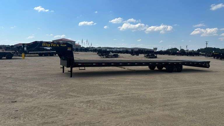 2024 BIG TEX 16GN-40D5A-MRBK GOOSENECK TRAILER - VIN: 16V3F4823R6353971