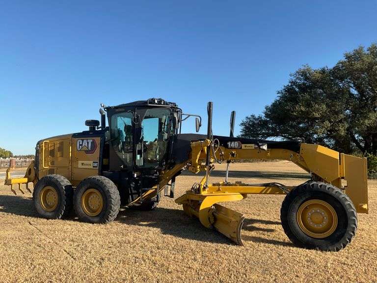 CATERPILLAR 140 ARTICULATING MOTOR GRADER - PIN: CAT00140CEB200254