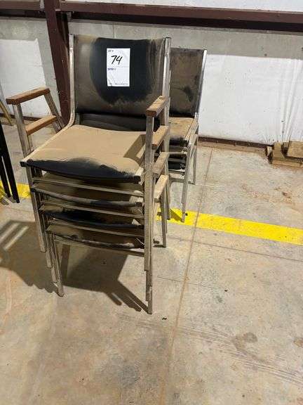 (7) STACKABLE OFFICE CHAIRS