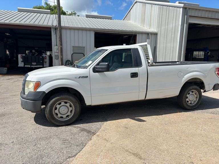 2010 FORD F-150 TRUCK - VIN: 1FTMF1CW8AKE17782