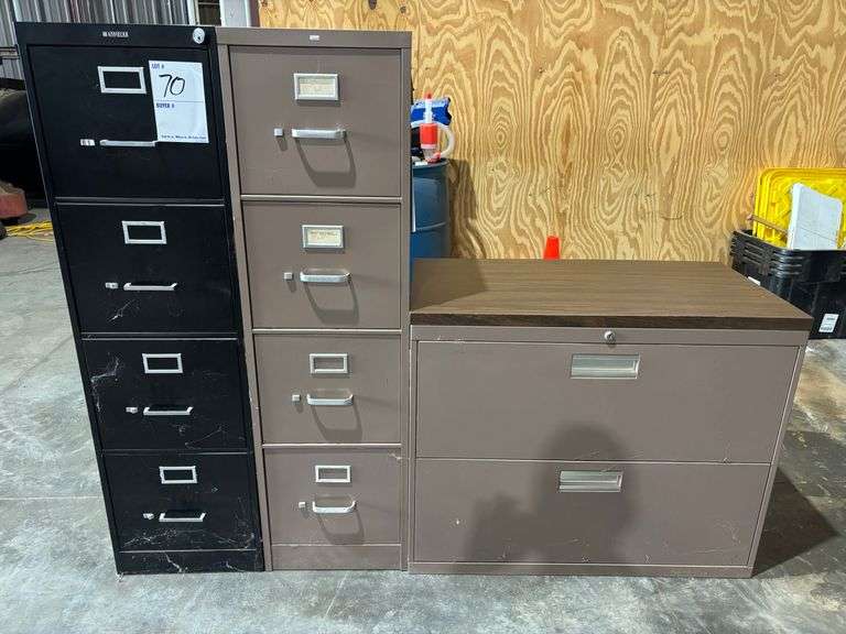 (2) FOUR DRAWER FILING CABINETS, (1) TWO DRAWER FILING CABINET