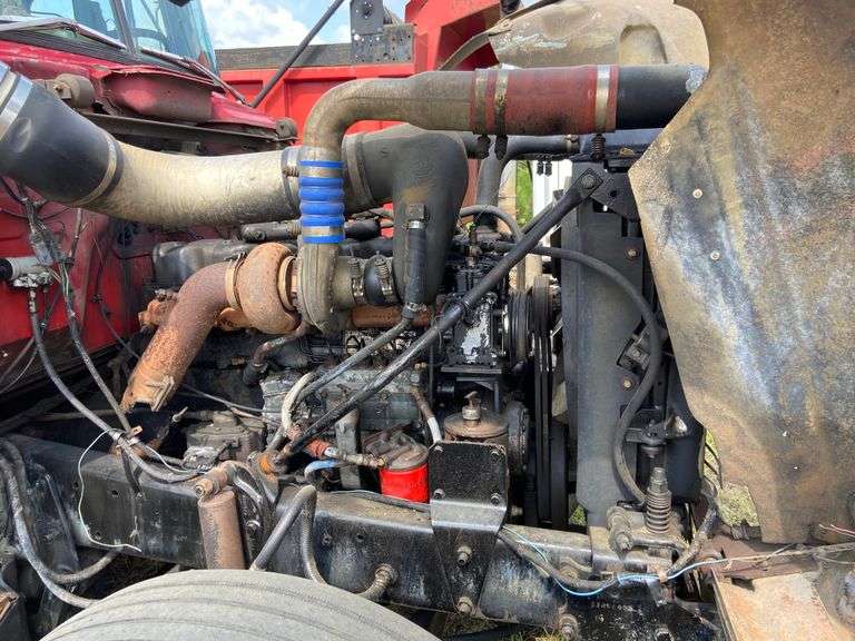 1983 MACK TRACTOR TRUCK - VIN: 1M2N187Y5DA604022