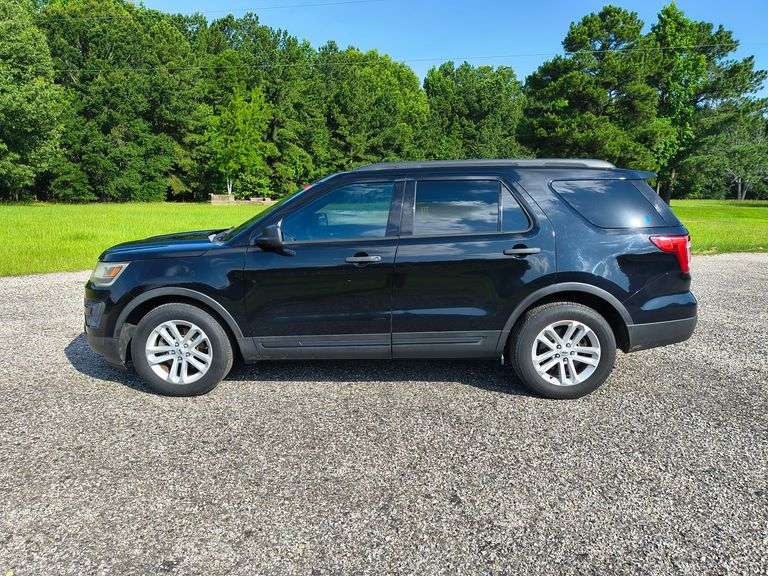 2017 FORD EXPLORER - VIN: 1FM5K7B89HGA04266
