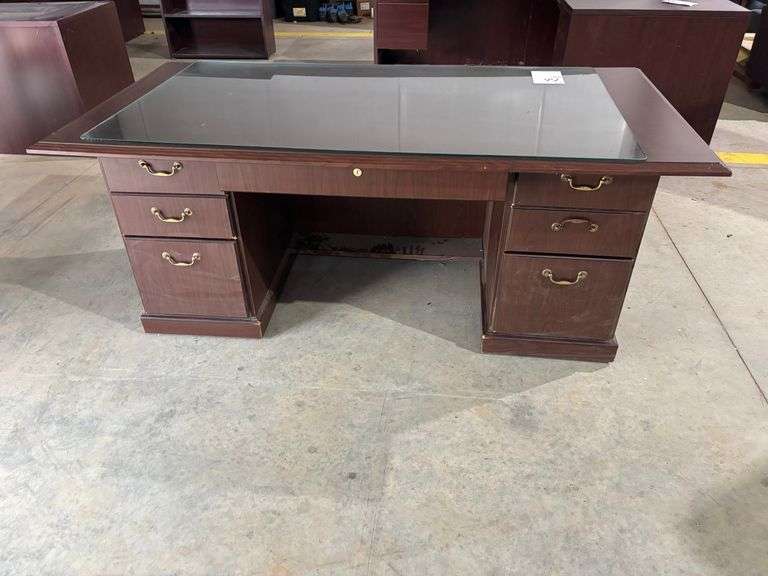 OFFICE DESK
