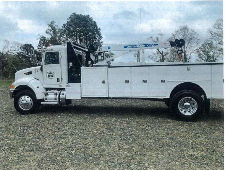 2022 PETERBILT 337 SERVICE TRUCK - VIN: 2NP2HJ8X8NM777134