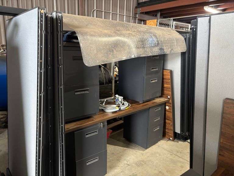MODULAR OFFICE FURNITURE