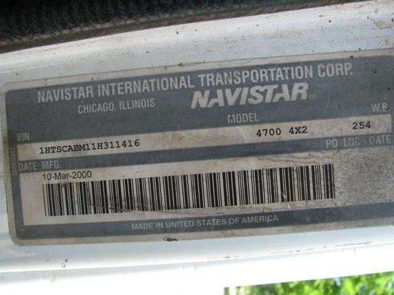 2001 INTERNATIONAL 4700 CAB & CHASSIS. VIN: 1HTSCABM11H311416