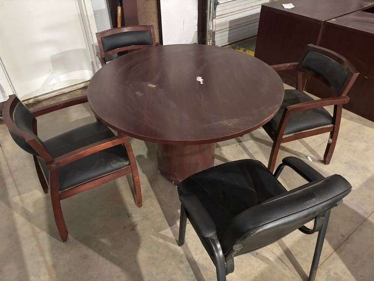 TABLE & CHAIRS