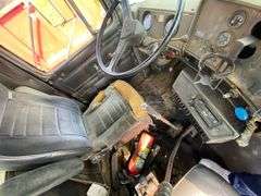 1983 MACK TRACTOR TRUCK - VIN: 1M2N187Y5DA604022