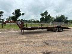 GOOSENECK TRAILER
