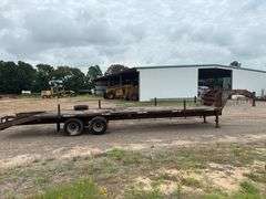 GOOSENECK TRAILER