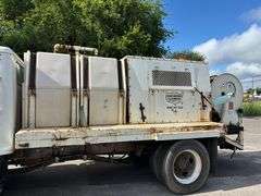 2000 INTERNATIONAL 4700 JETTER TRUCK - VIN: 1HTSCABM4YH269303