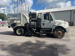 2014 INTERNATIONAL DURASTAR SWEEPER TRUCK - VIN: 1HTJTSKN2EH485043