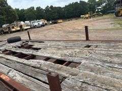 GOOSENECK TRAILER