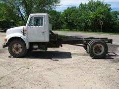 2001 INTERNATIONAL 4700 CAB & CHASSIS. VIN: 1HTSCABM11H311416