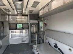 2000 FREIGHTLINER BOX TRUCK / AMBULANCE - VIN: 1FV3GFBD8YHG79659